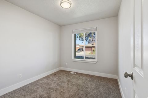 Tiny photo for 1147 W 25 S, Clearfield, UT 84015 (MLS # 2144842)