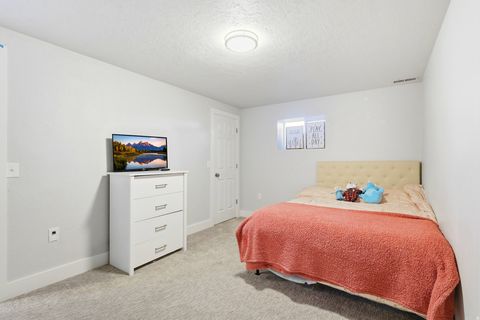 Tiny photo for 1147 W 25 S, Clearfield, UT 84015 (MLS # 2144842)