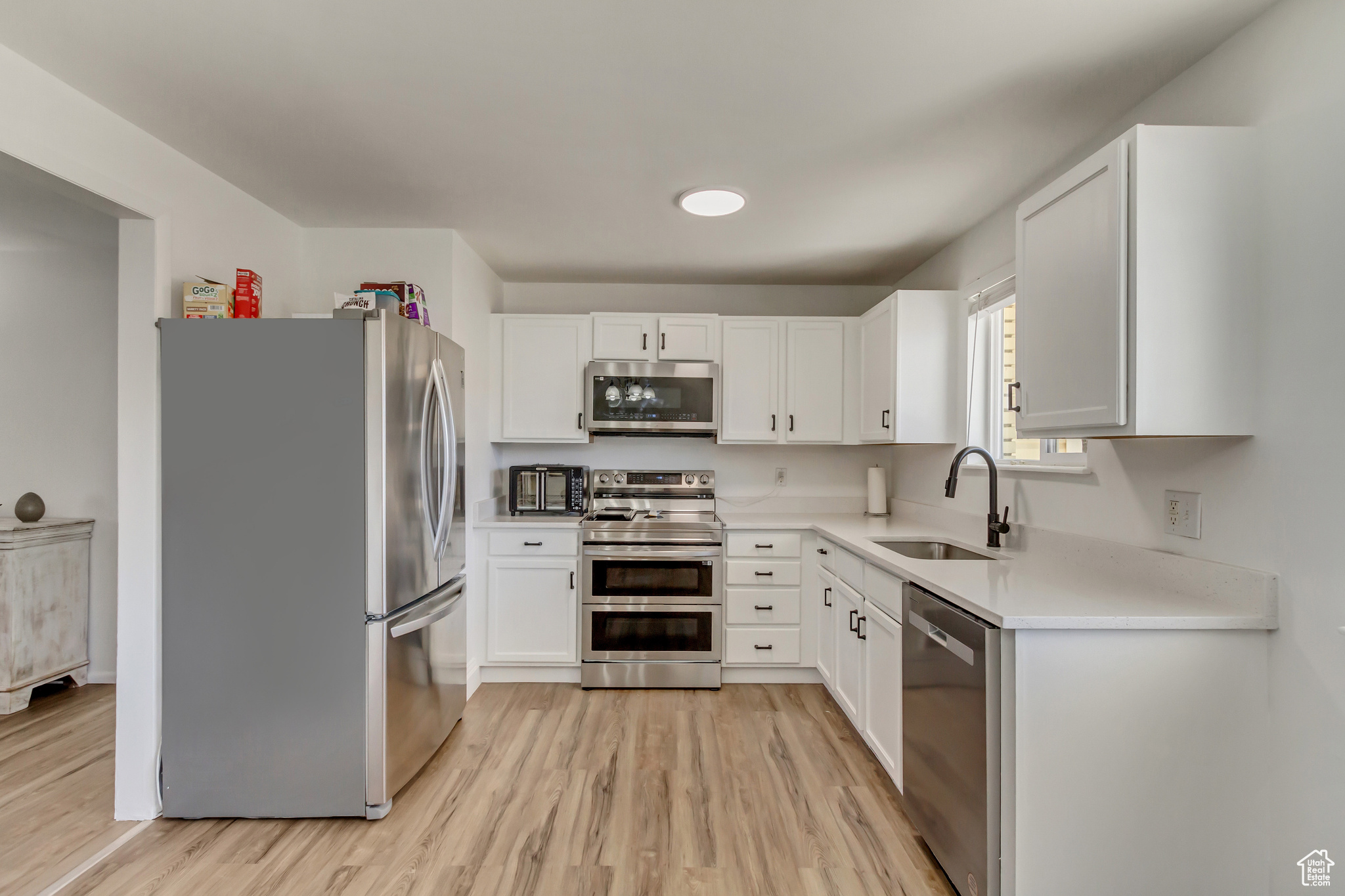 2179 W Arthur Dr, West Jordan, Utah image 3