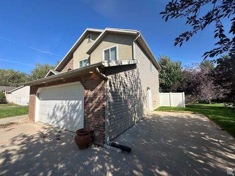 Tiny photo for 1964 E 7550 S, South Weber, UT 84405 (MLS # 2139250)
