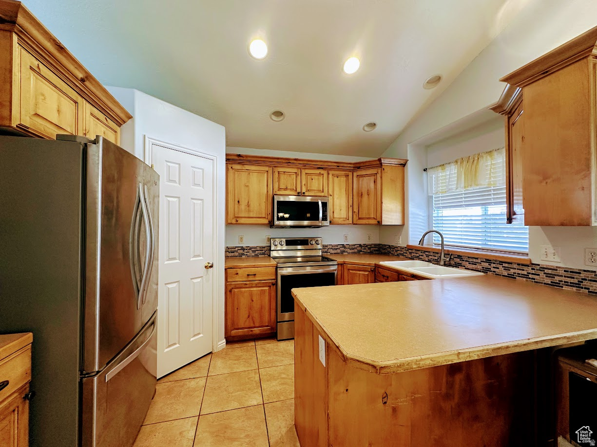 CEDAR COVE - Residential