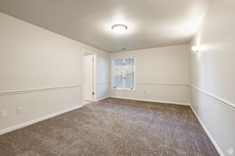 Tiny photo for 388 QUAIL RUN RD, Farmington, UT 84025 (MLS # 2119237)