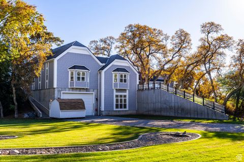 Tiny photo for 388 QUAIL RUN RD, Farmington, UT 84025 (MLS # 2119237)
