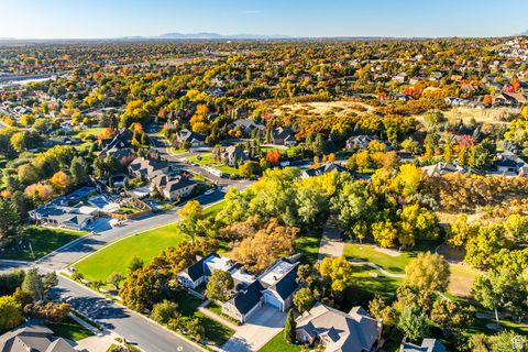 Tiny photo for 388 QUAIL RUN RD, Farmington, UT 84025 (MLS # 2119237)