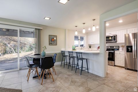Tiny photo for 388 QUAIL RUN RD, Farmington, UT 84025 (MLS # 2119237)