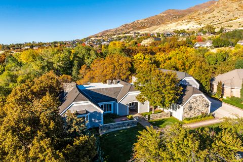 Tiny photo for 388 QUAIL RUN RD, Farmington, UT 84025 (MLS # 2119237)