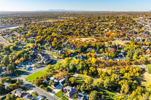 Tiny photo for 388 QUAIL RUN RD, Farmington, UT 84025 (MLS # 2119237)