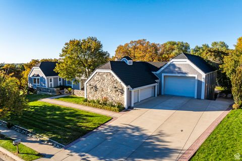 Tiny photo for 388 QUAIL RUN RD, Farmington, UT 84025 (MLS # 2119237)