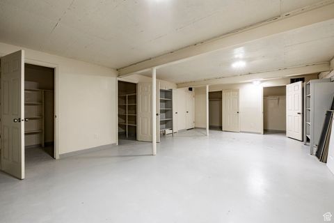 Tiny photo for 388 QUAIL RUN RD, Farmington, UT 84025 (MLS # 2119237)