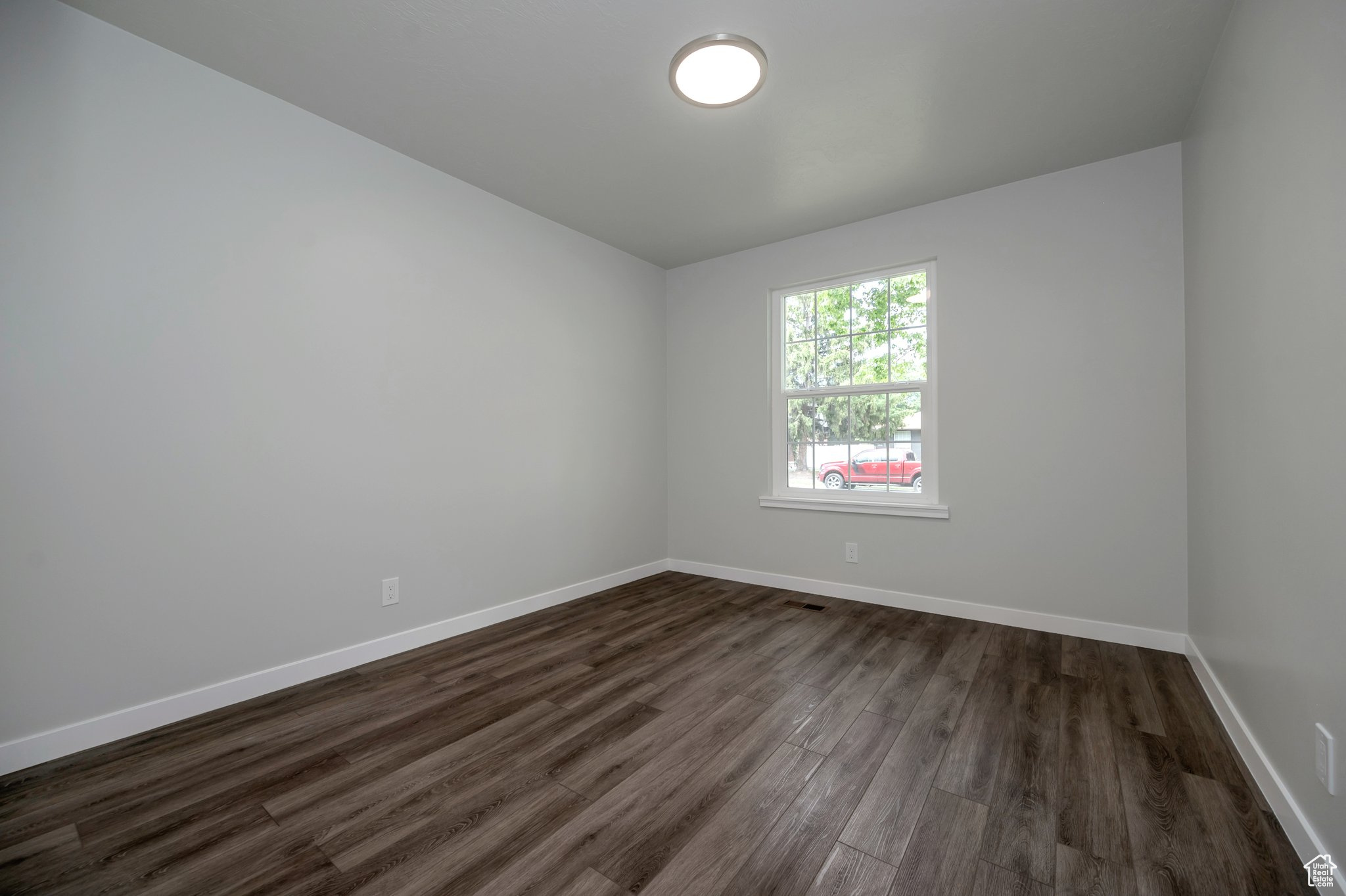 WILLOW CREEK TERRACE #4 - Residential