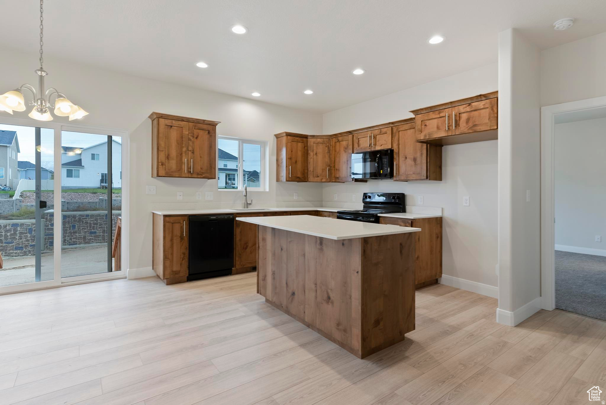 THE HILLS - Residential