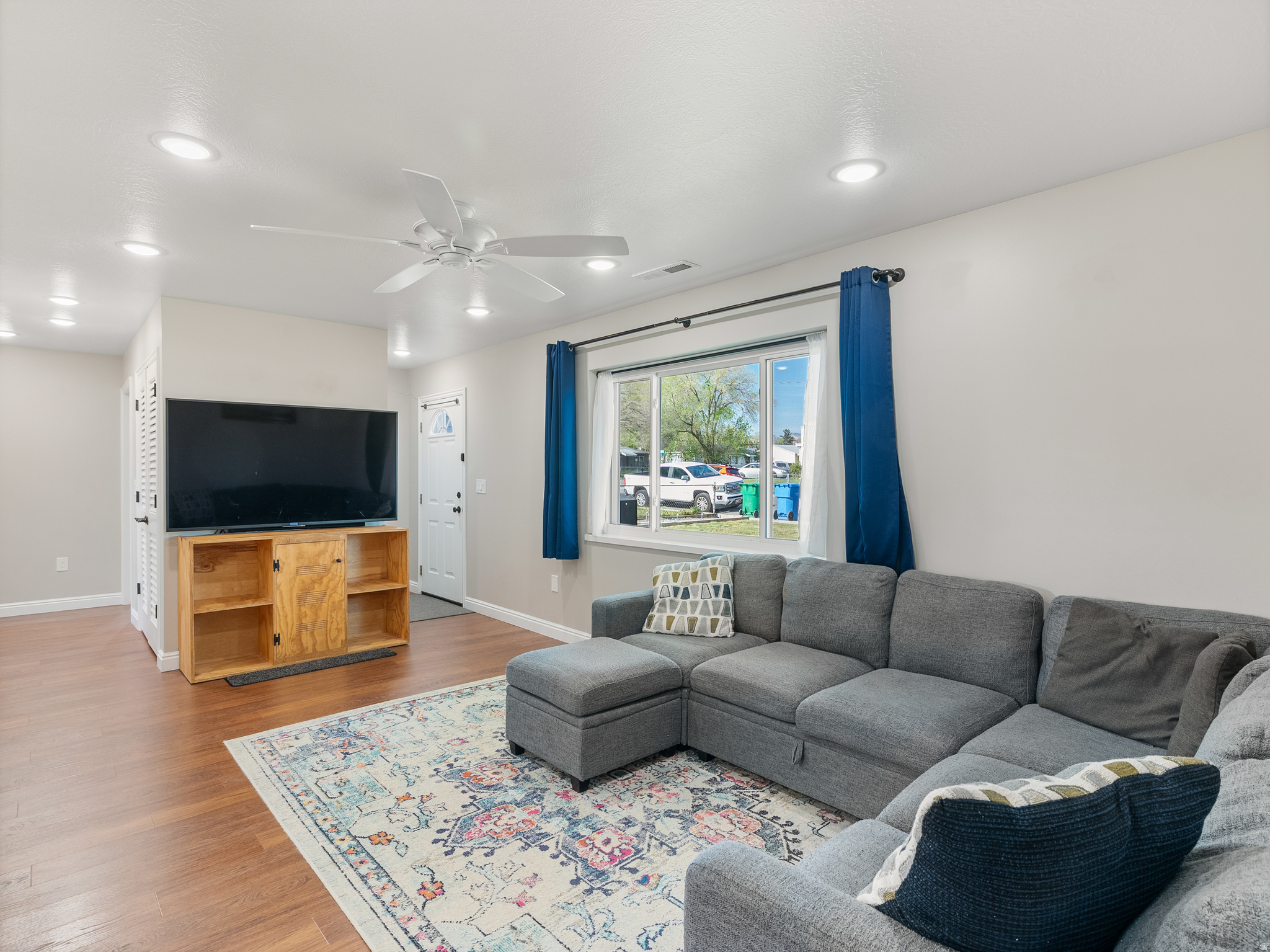 HOFFMAN HEIGHTS - Residential