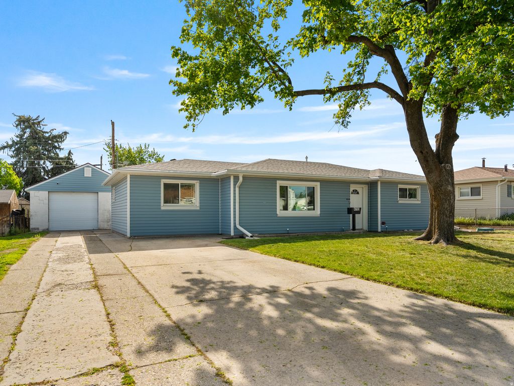 Photo of 4793 S 4720 W, Kearns, UT 84118 (MLS # 2153709)