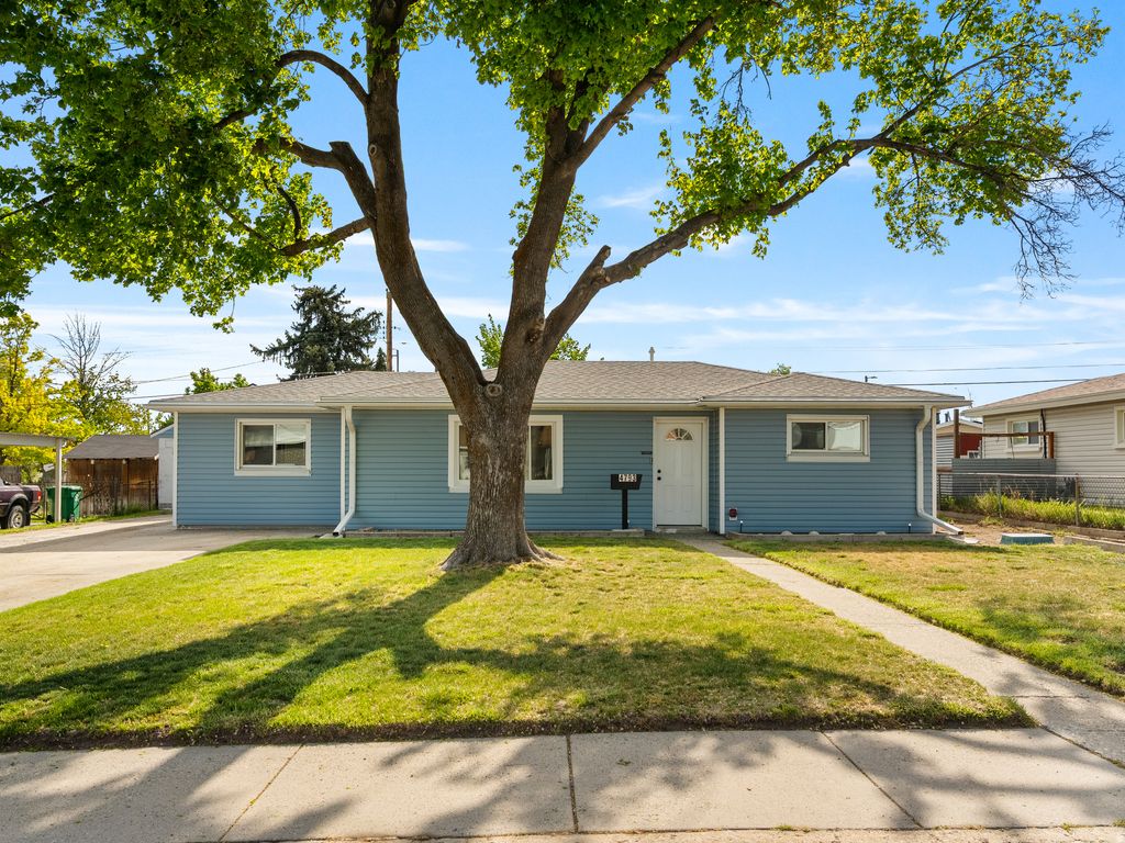 Photo of 4793 S 4720 W, Kearns, UT 84118 (MLS # 2153709)