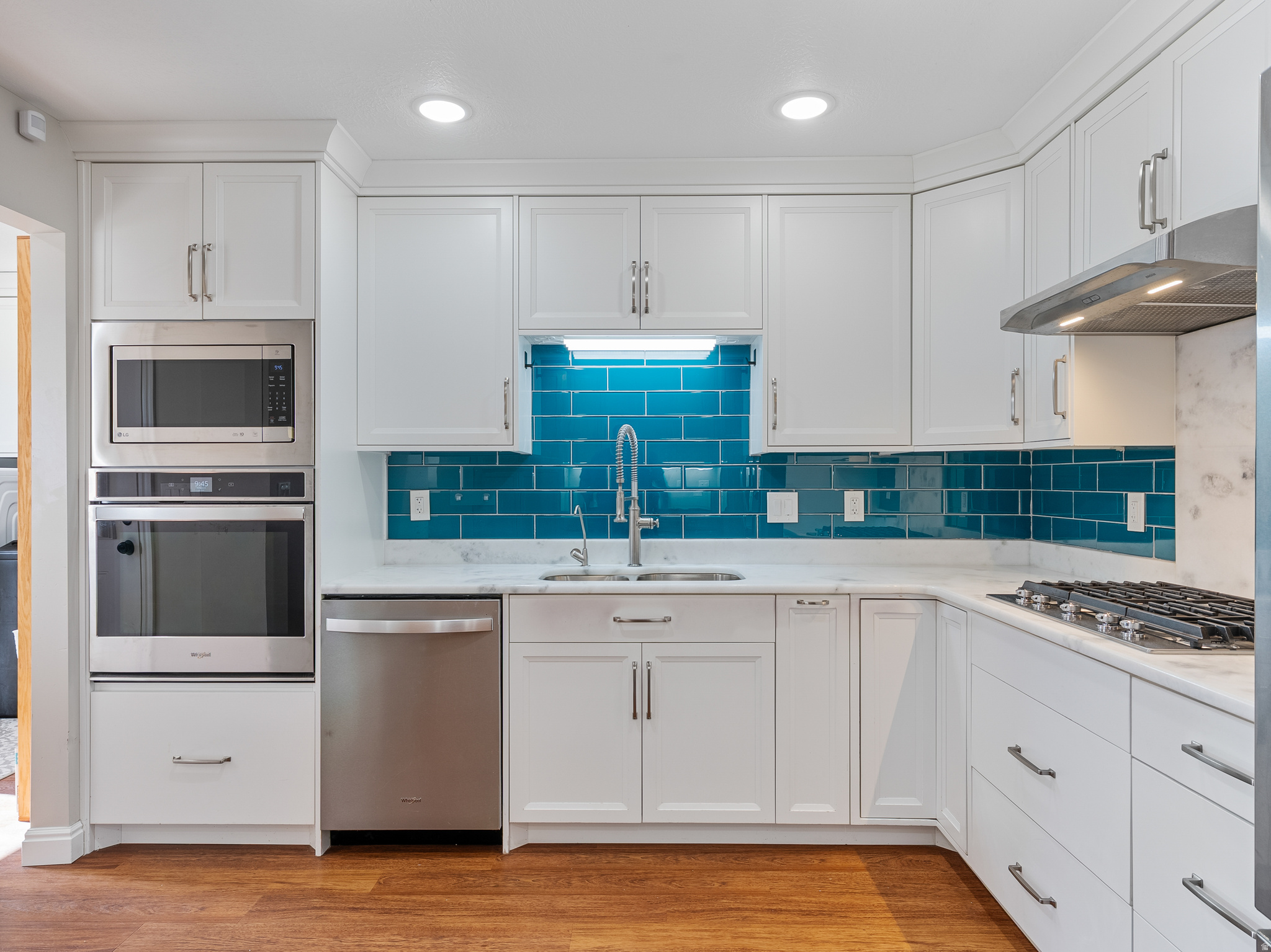 HOFFMAN HEIGHTS - Residential
