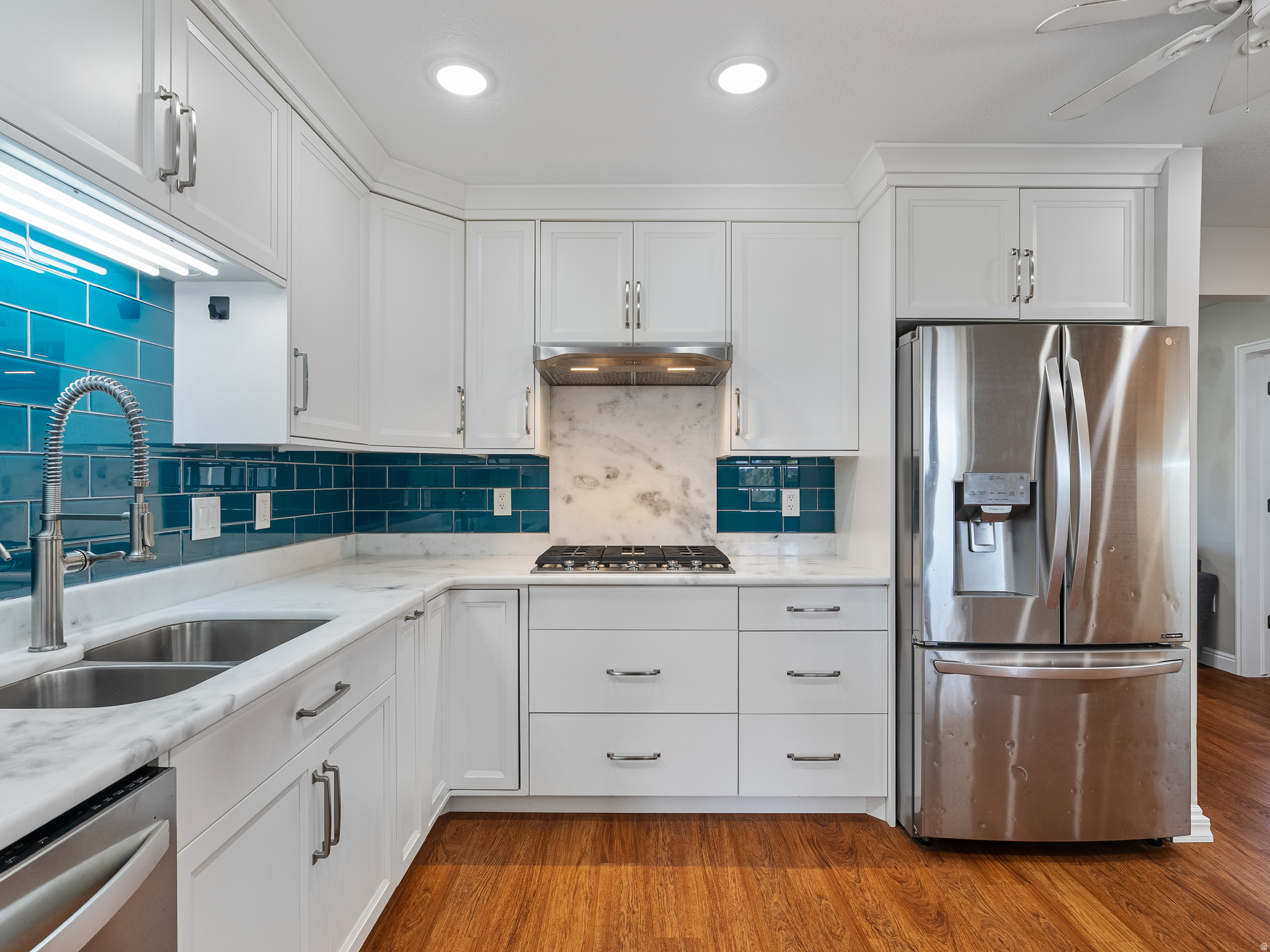 HOFFMAN HEIGHTS - Residential