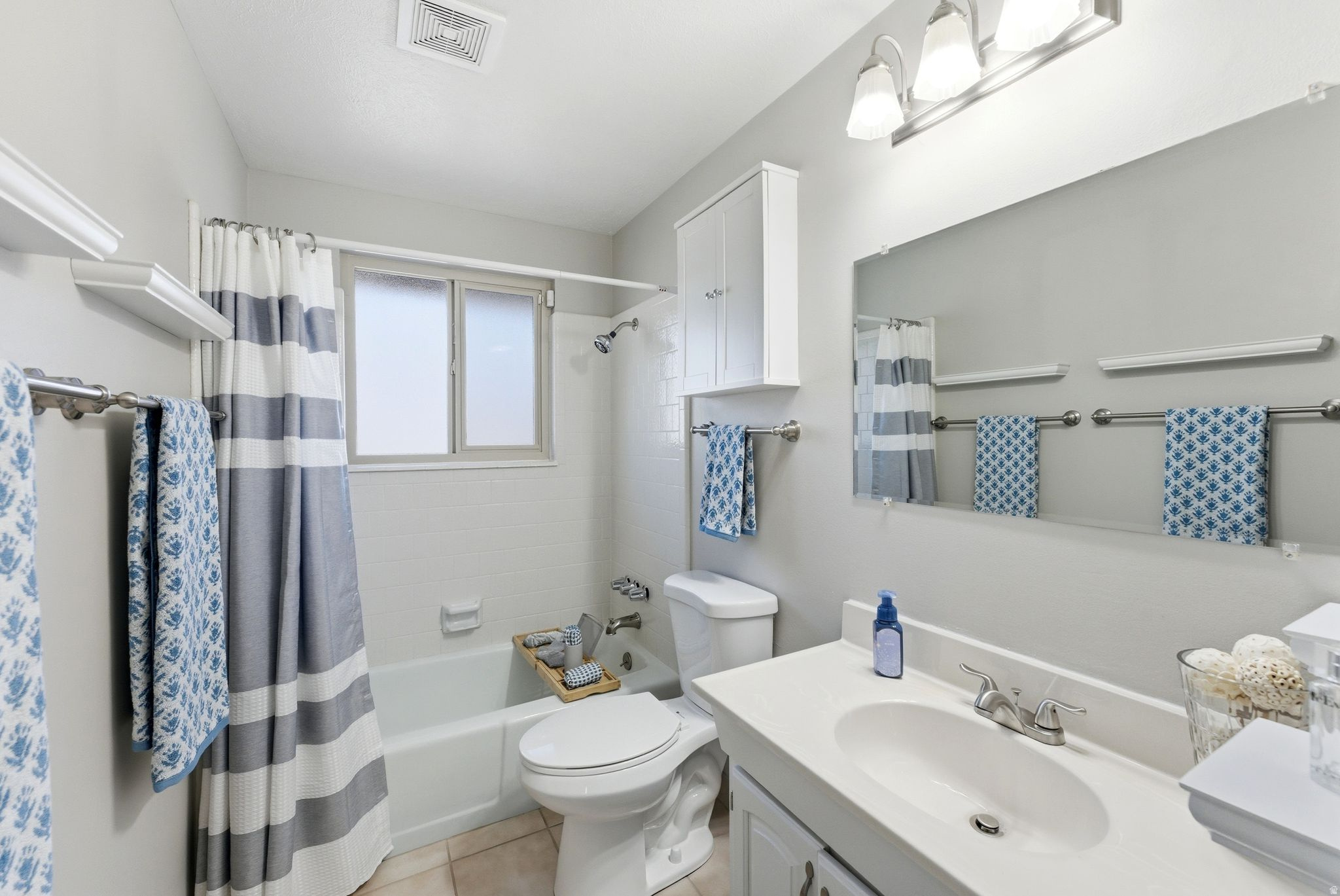 BELL  CANYON  ESTATE - Residential