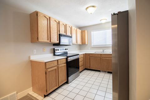 Tiny photo for 1173 W WIMBLEDON RIDGE LN S, West Jordan, UT 84084 (MLS # 2139969)