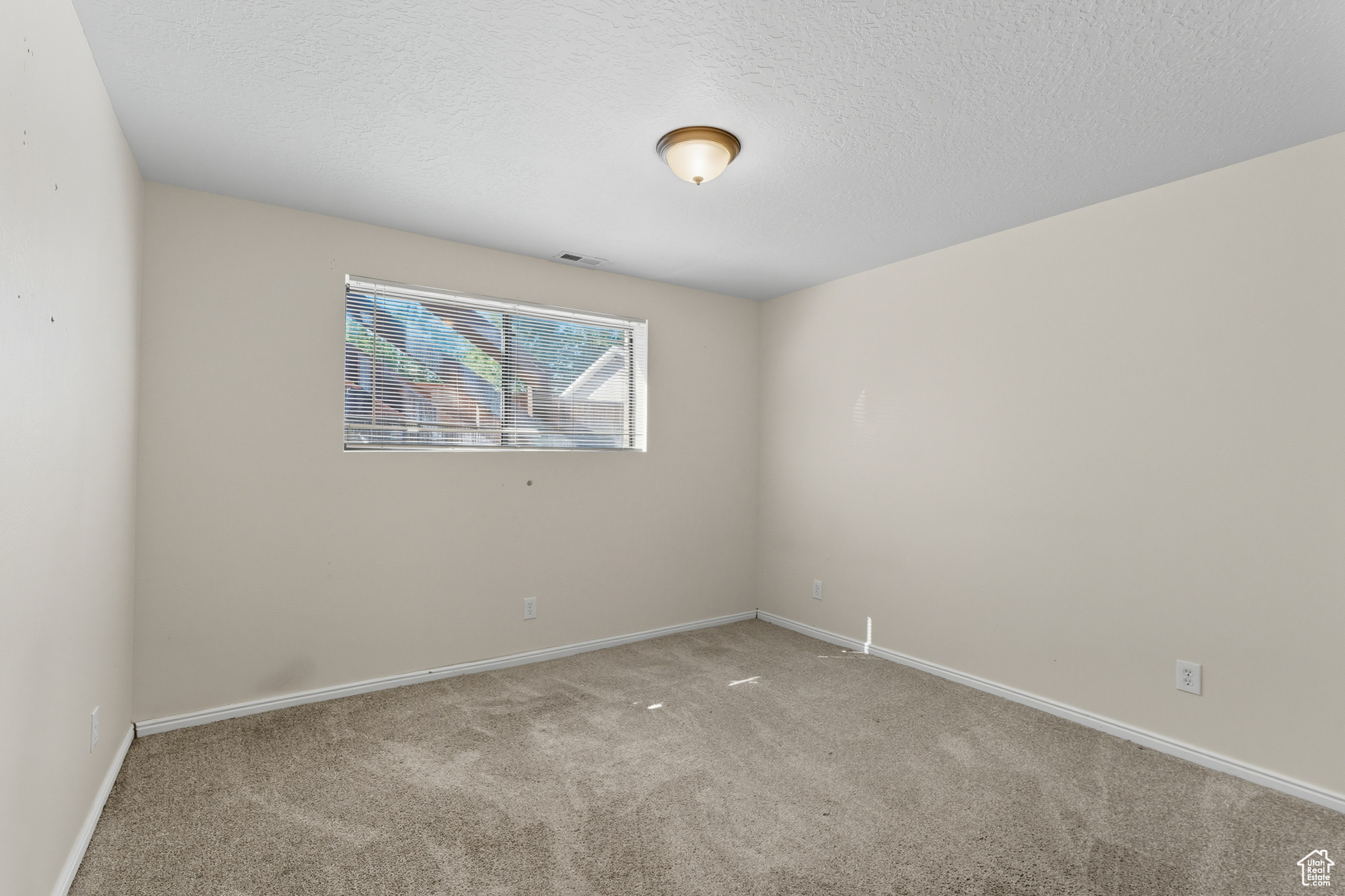 HILL CREST - Residential Lease