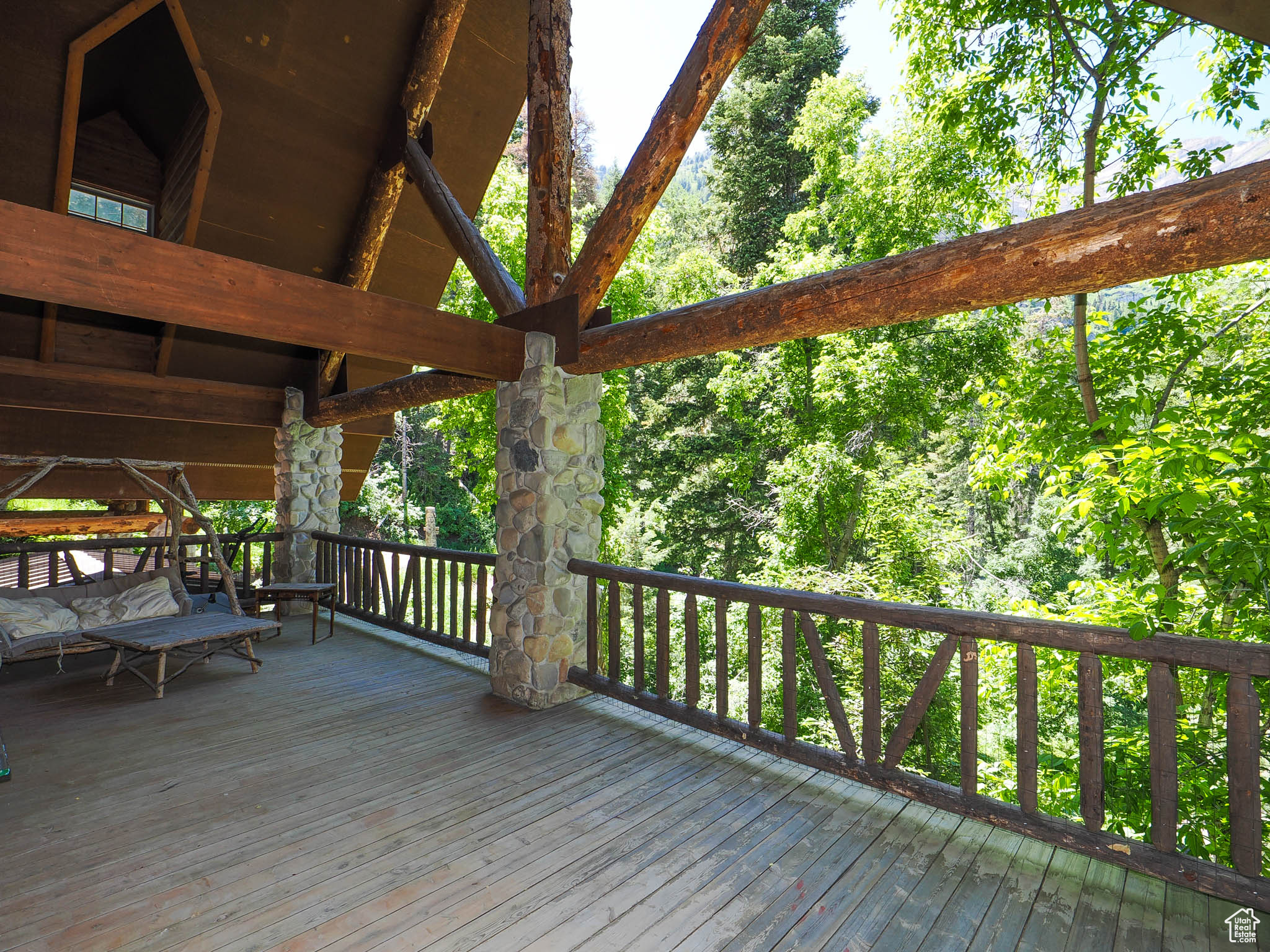 STEWART CASCADELANDS - Residential