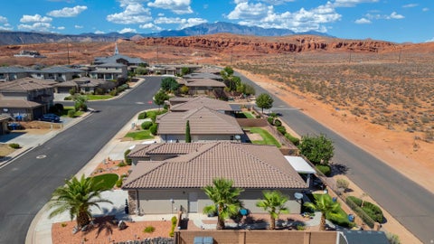 Tiny photo for 1068 N LESA LN, Washington, UT 84780 (MLS # 2180644)