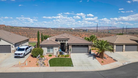 Photo of 1068 N LESA LN, Washington, UT 84780 (MLS # 2180644)