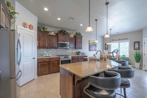 Tiny photo for 1068 N LESA LN, Washington, UT 84780 (MLS # 2180644)