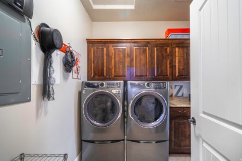Tiny photo for 1068 N LESA LN, Washington, UT 84780 (MLS # 2180644)