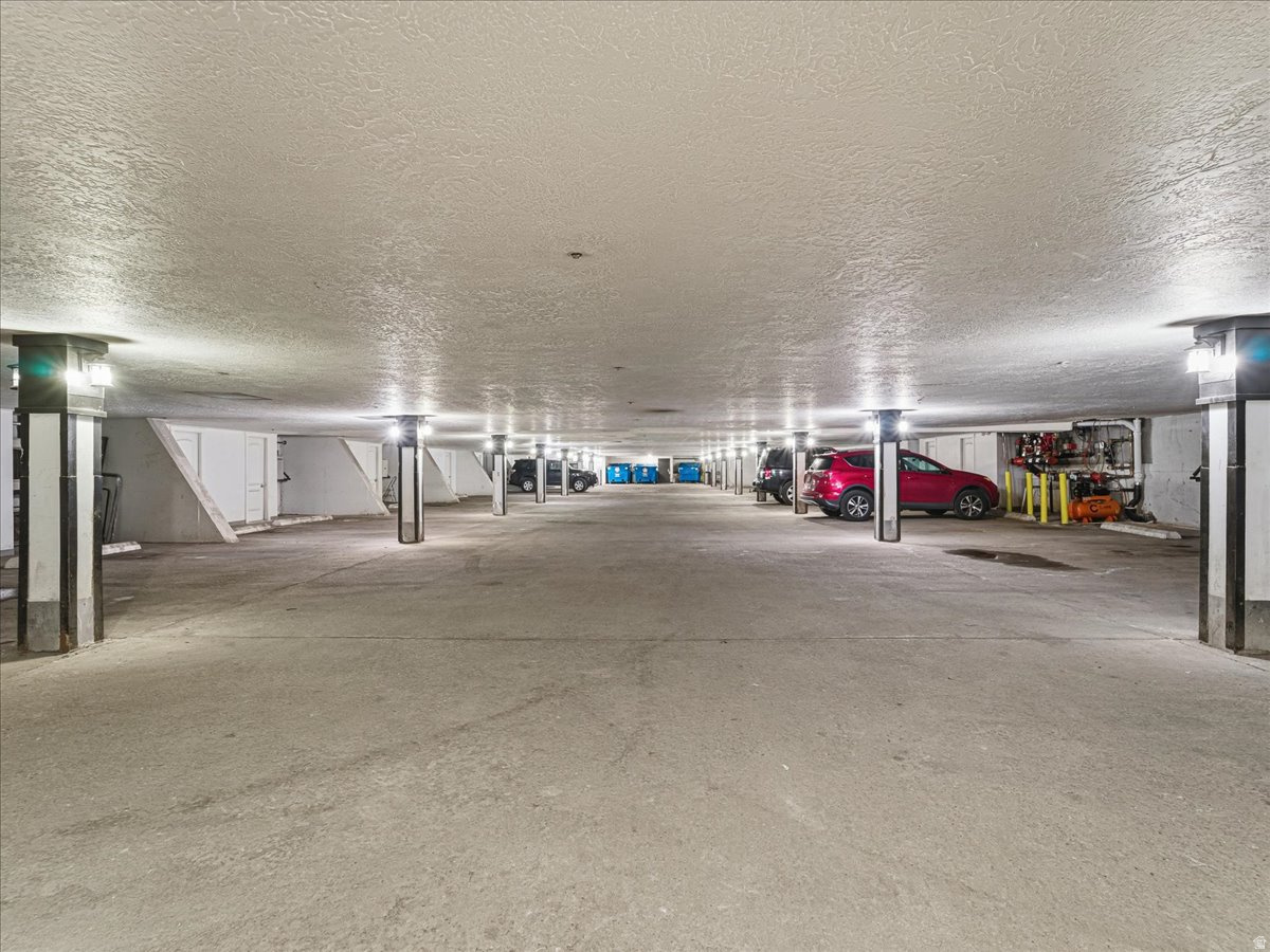 TREASURE MOUNTAIN INN - Residential