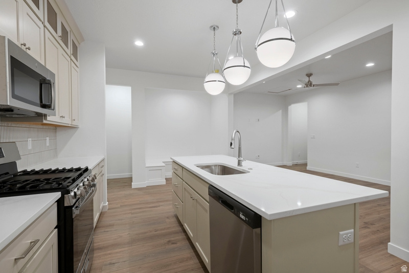 DAYBREAK - Residential Income