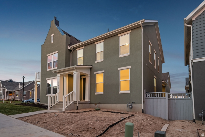 DAYBREAK - Residential Income