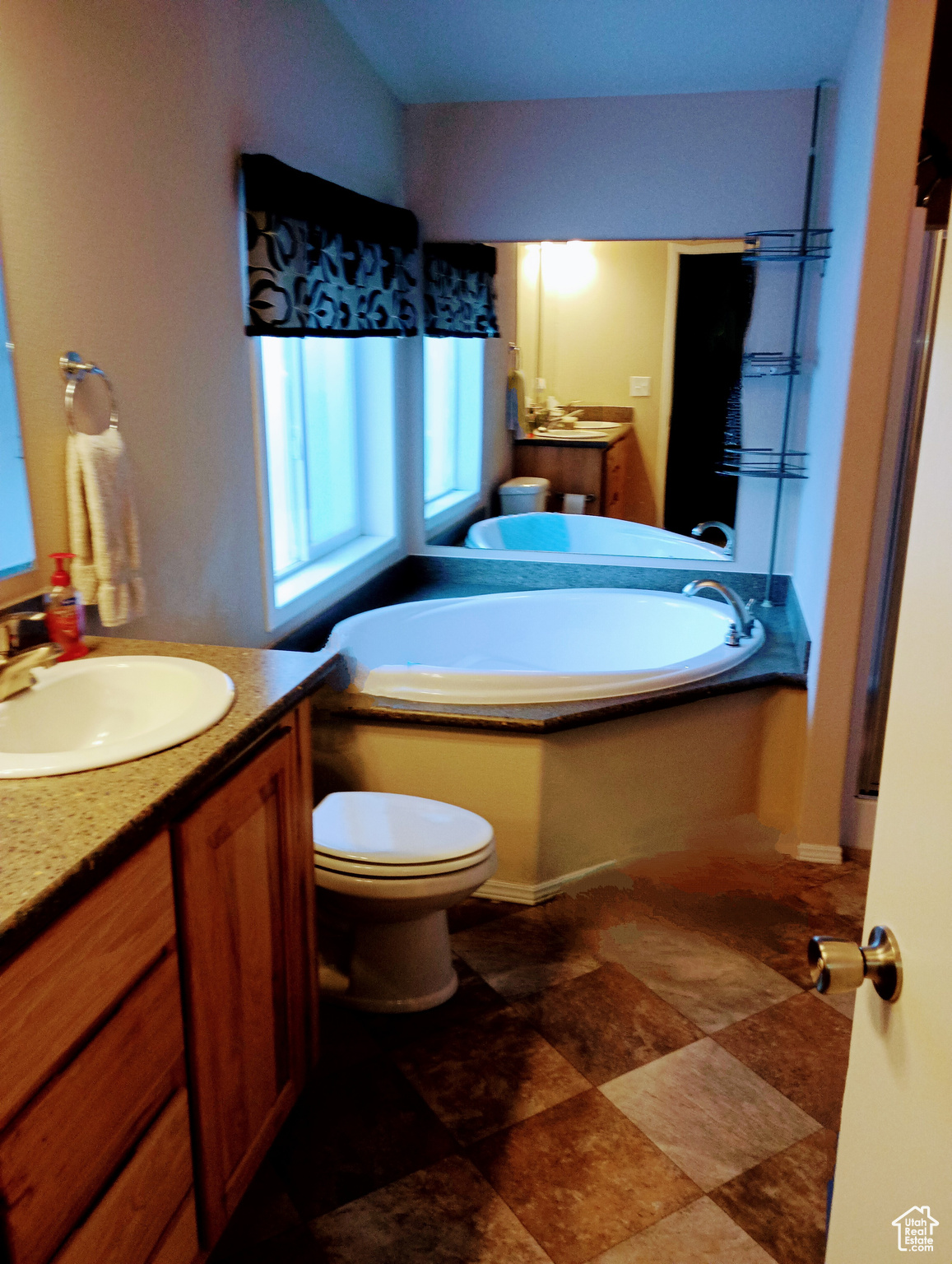 1070 E Tabby Access Rd, Tabiona, Utah image 13