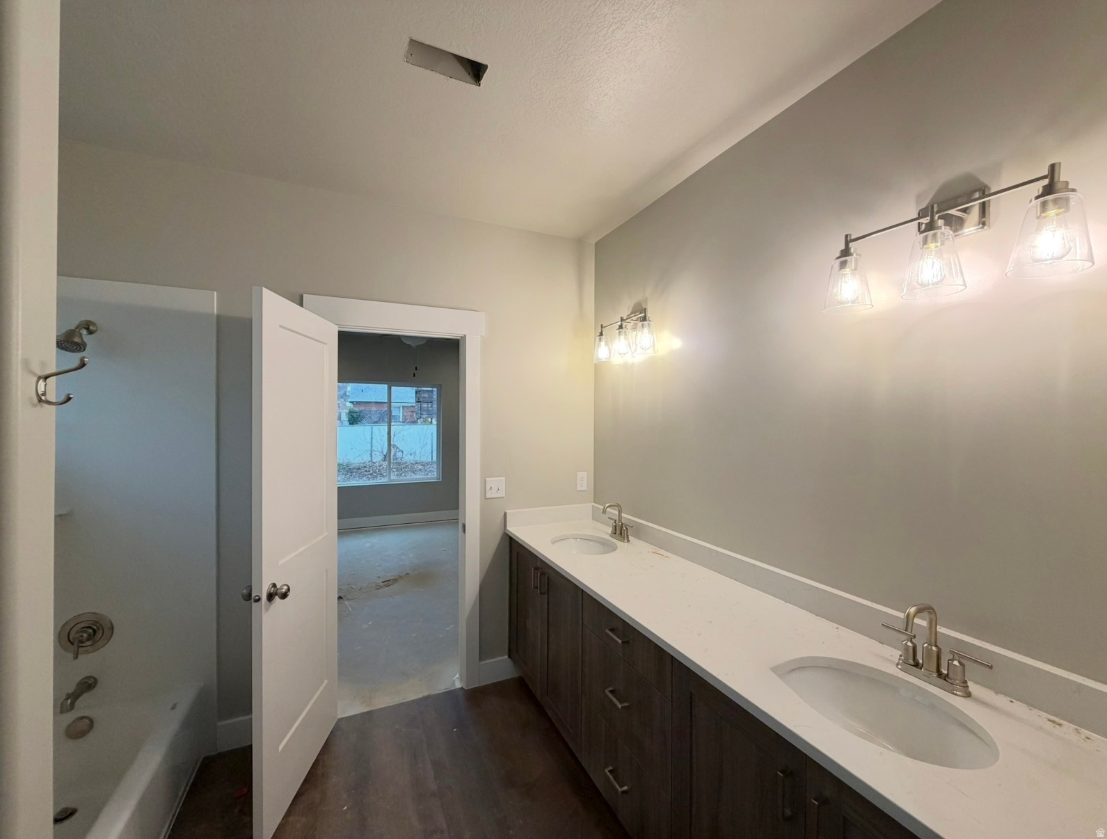 LIBERTY COTTAGES - Residential