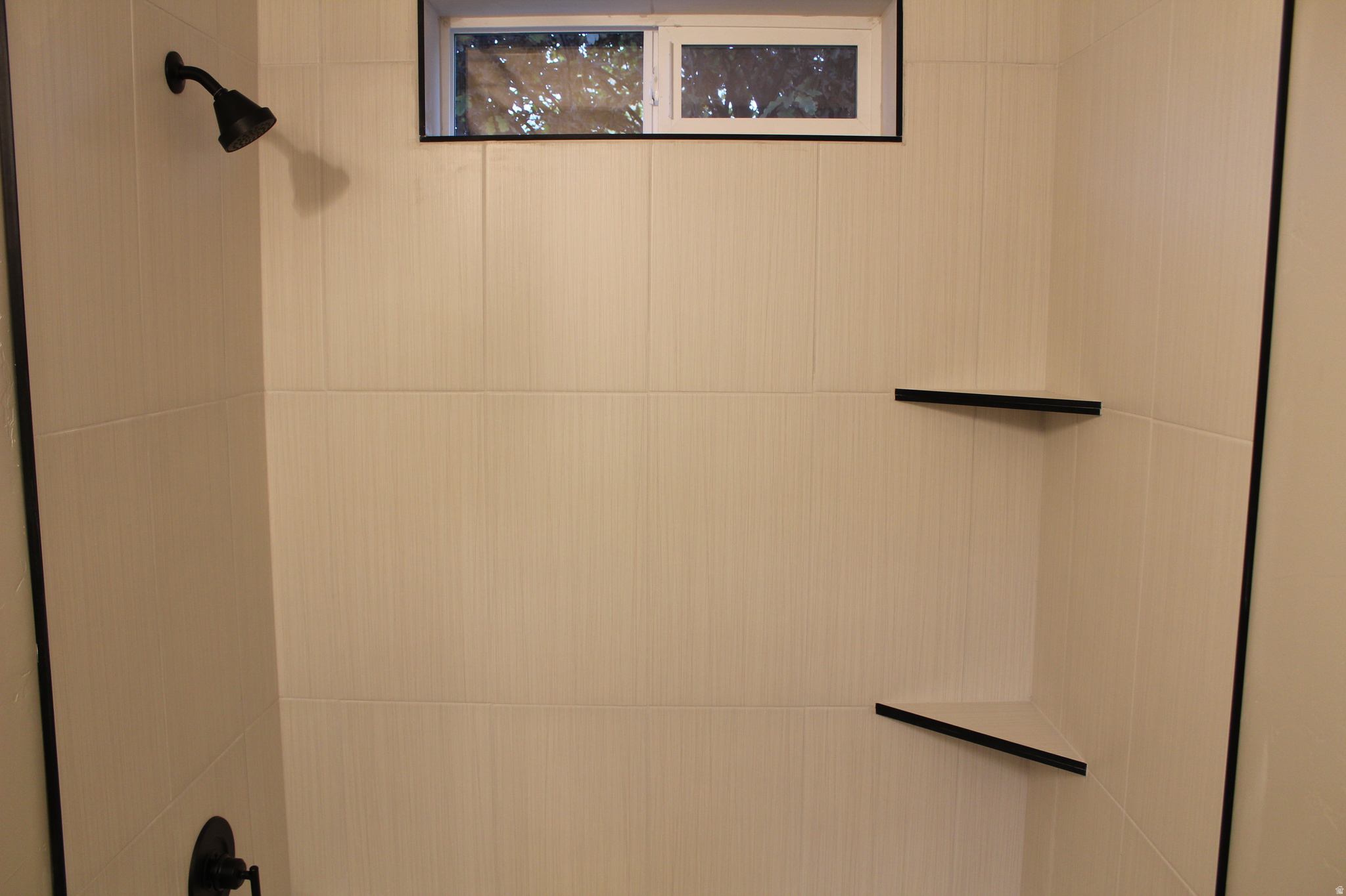 HUNTER COVE - Residential