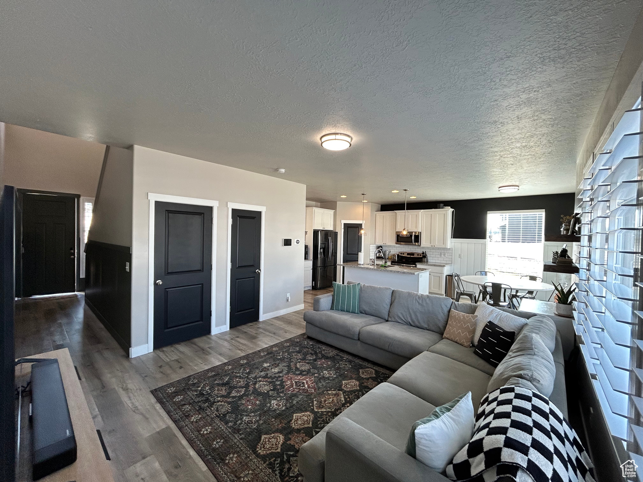 104 W Apache Rd, Saratoga Springs, Utah image 6