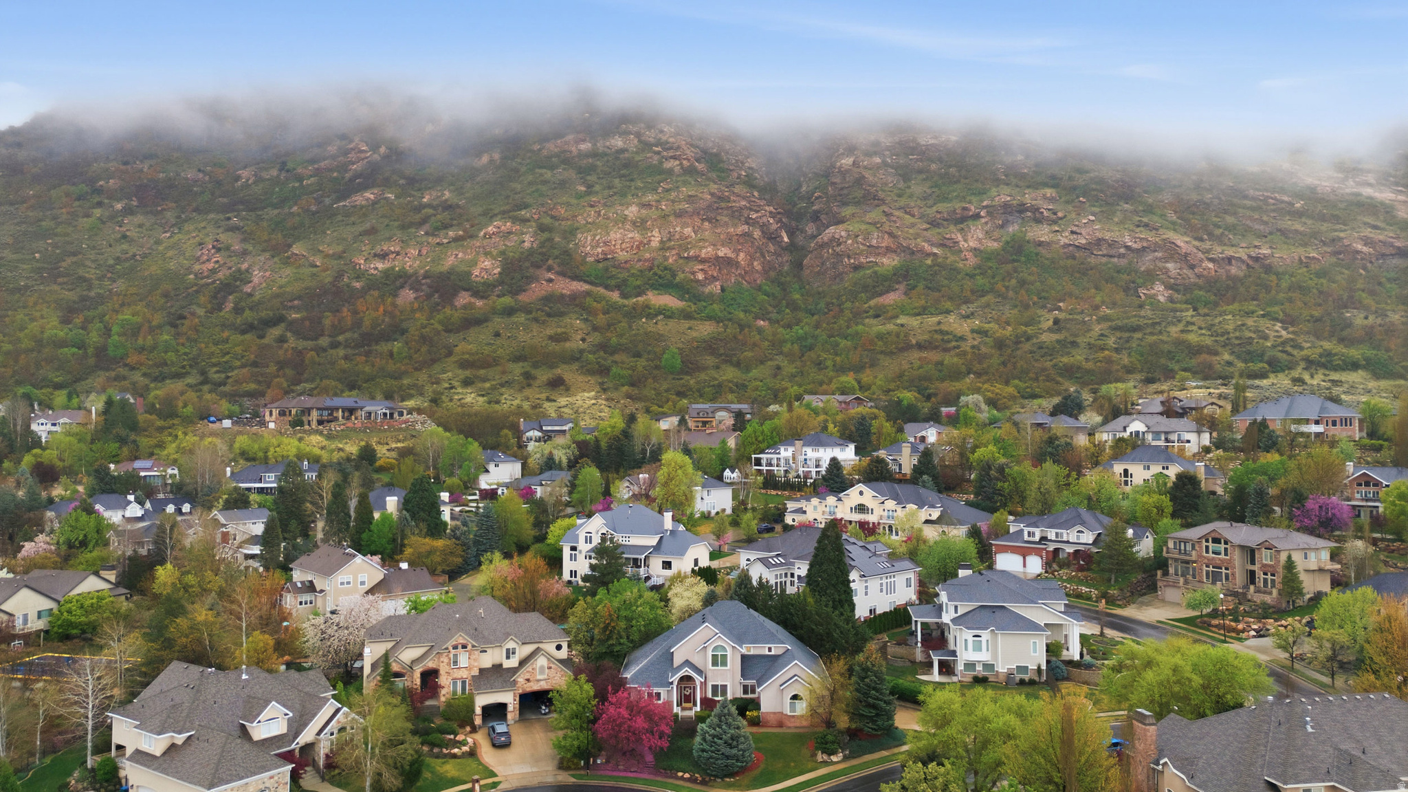 AUTUMN RIDGE - Residential