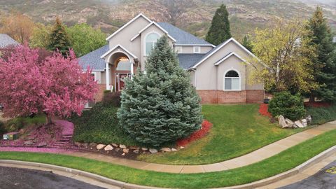 Photo of 11943 S AUTUMN RIDGE DR, Sandy, UT 84092 (MLS # 2147693)