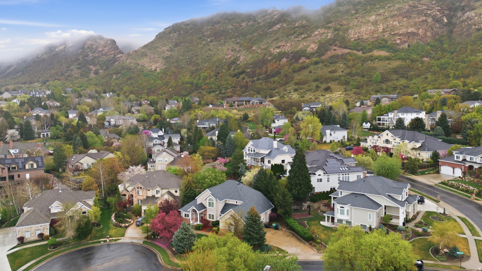 AUTUMN RIDGE - Residential