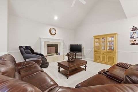 Tiny photo for 11943 S AUTUMN RIDGE DR, Sandy, UT 84092 (MLS # 2147693)