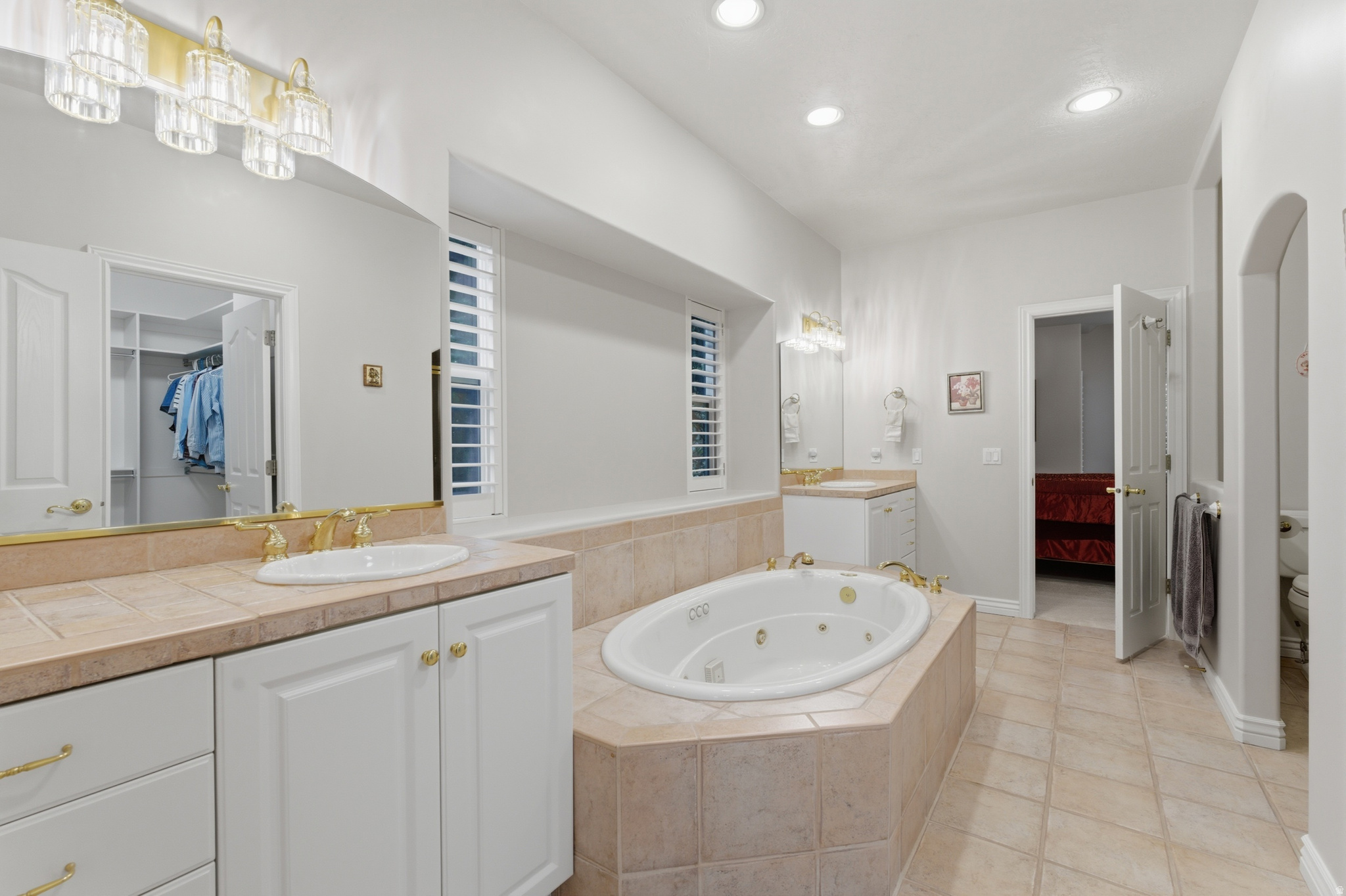 AUTUMN RIDGE - Residential