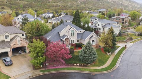 Tiny photo for 11943 S AUTUMN RIDGE DR, Sandy, UT 84092 (MLS # 2147693)