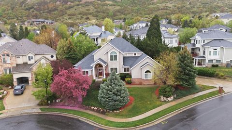 Tiny photo for 11943 S AUTUMN RIDGE DR, Sandy, UT 84092 (MLS # 2147693)