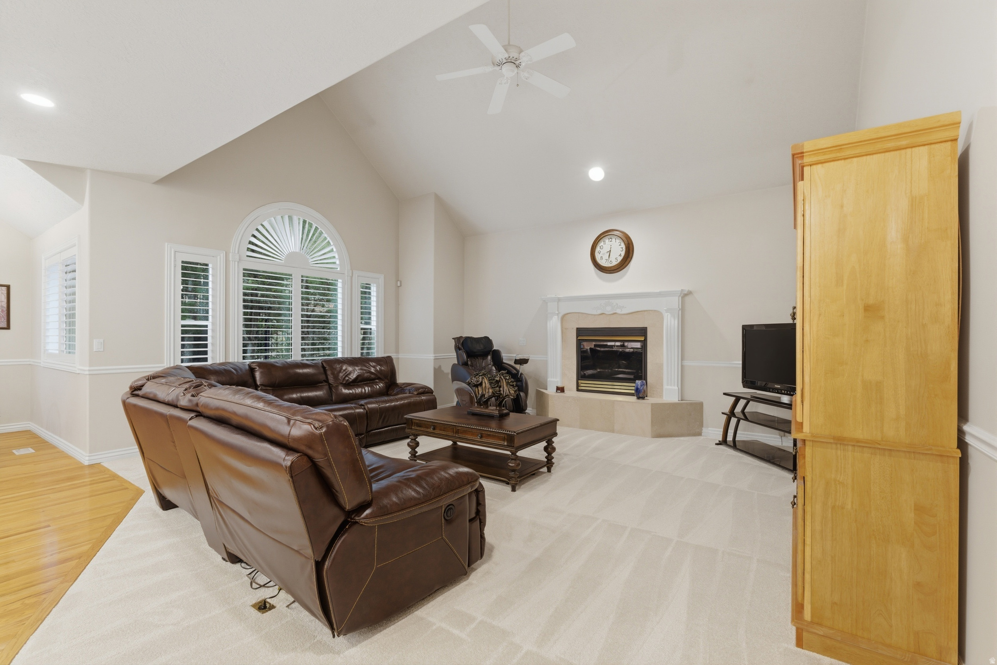 AUTUMN RIDGE - Residential