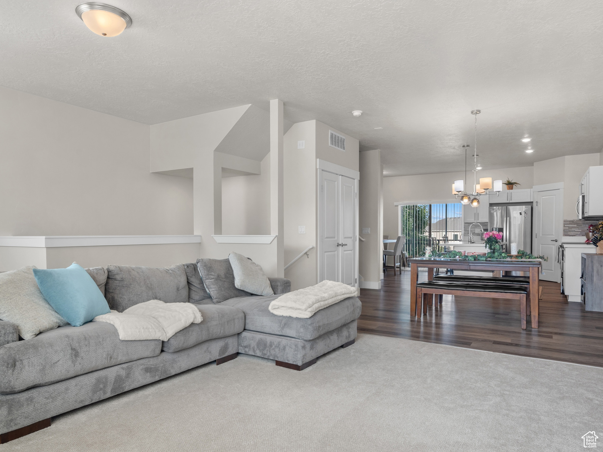 LAKEVIEW - Residential