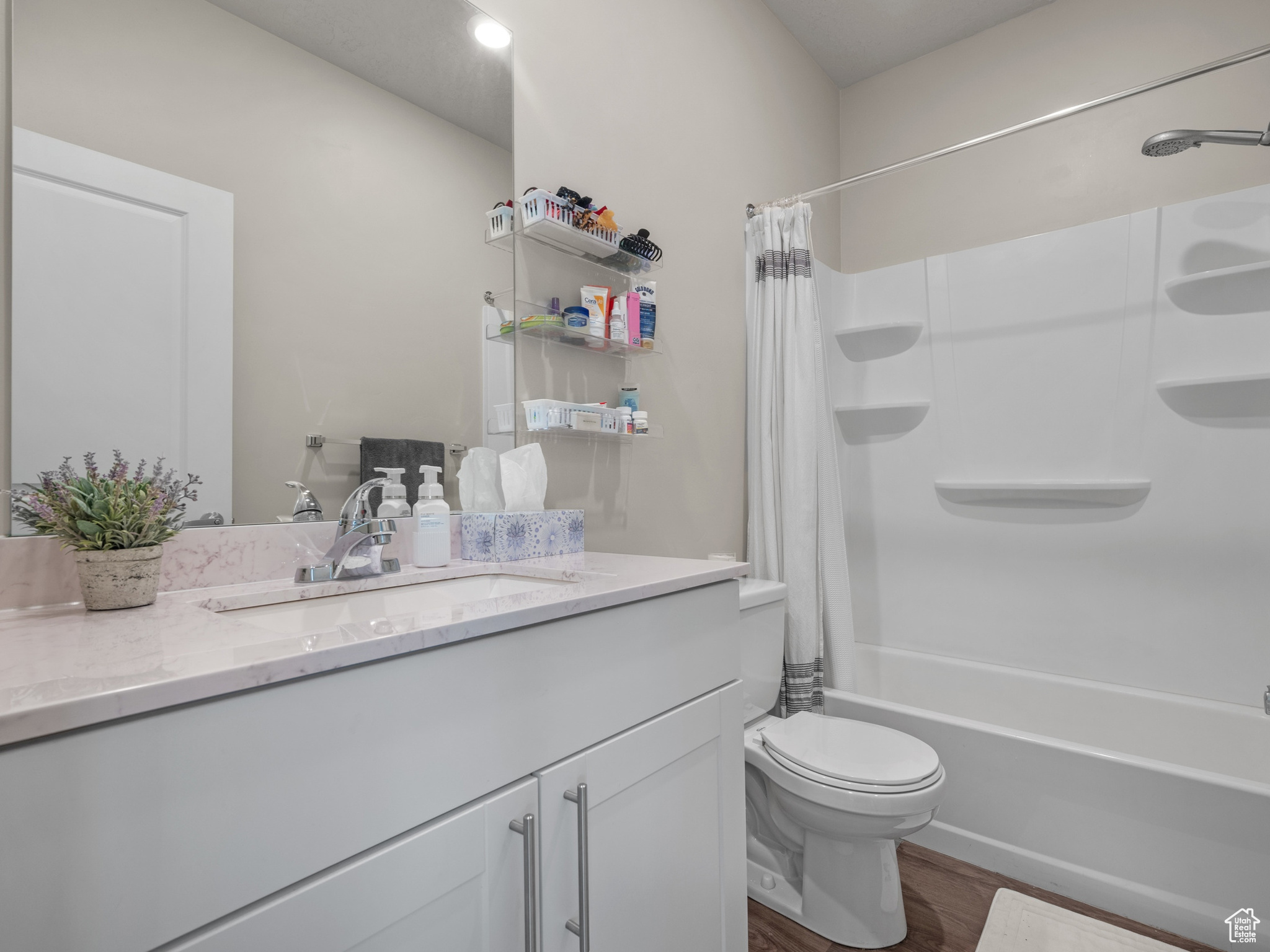 LAKEVIEW - Residential