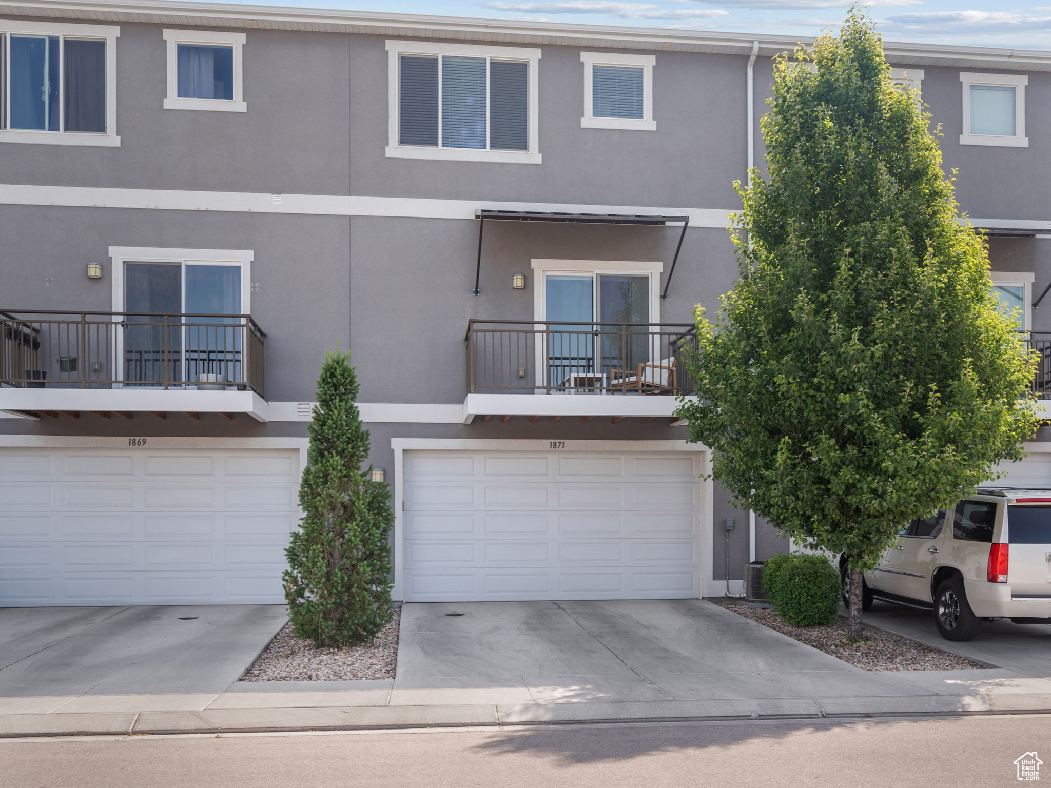 LAKEVIEW - Residential