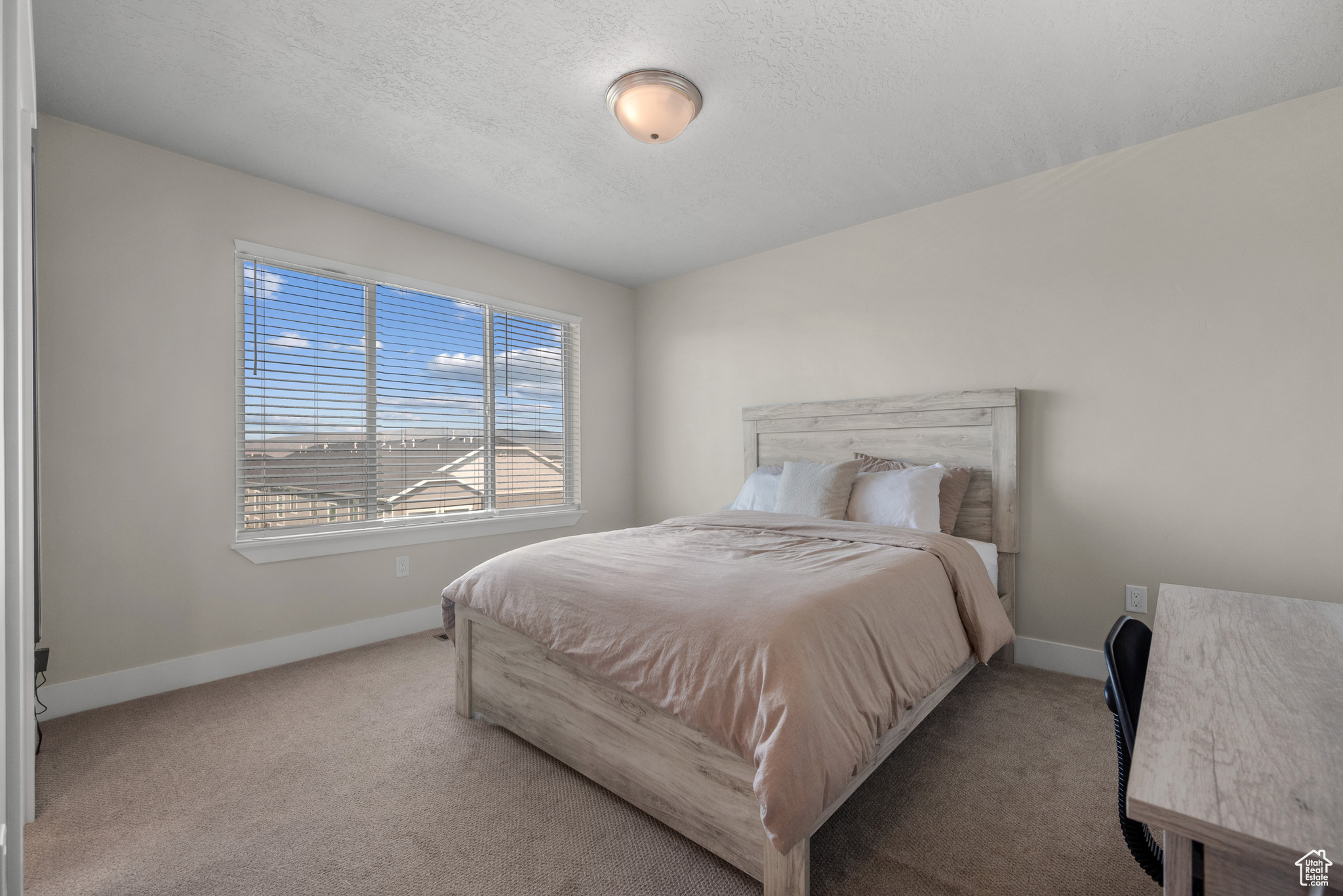 LAKEVIEW - Residential