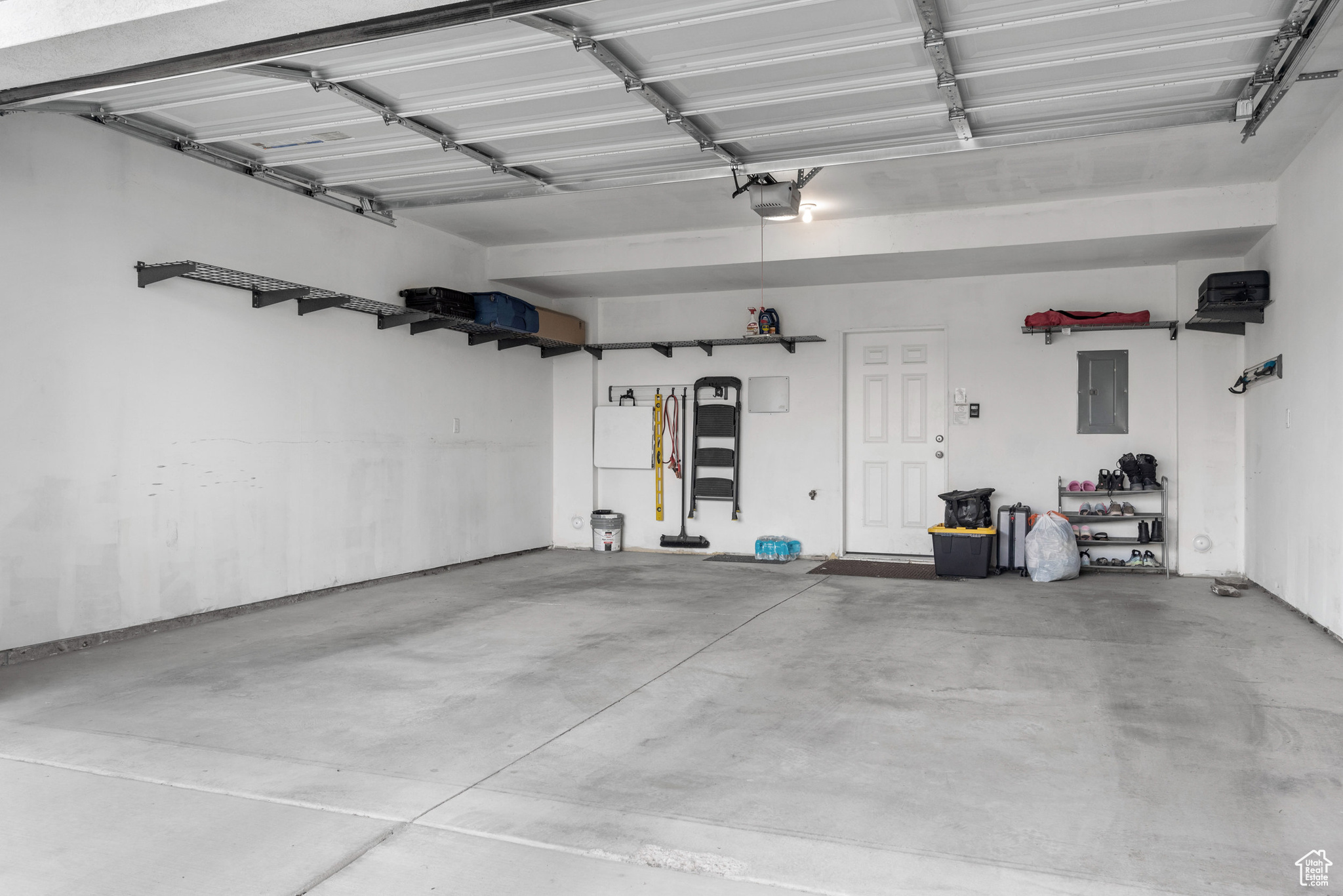 LAKEVIEW - Residential