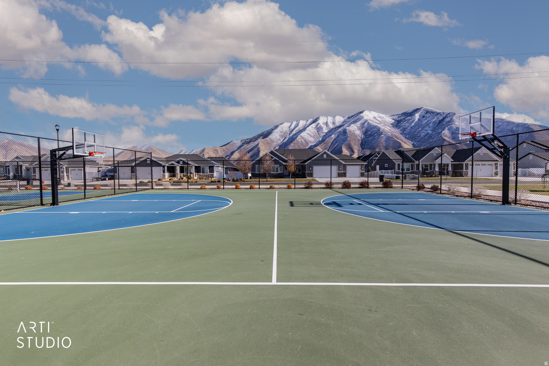 MAPLE MOUNTAIN - Residential