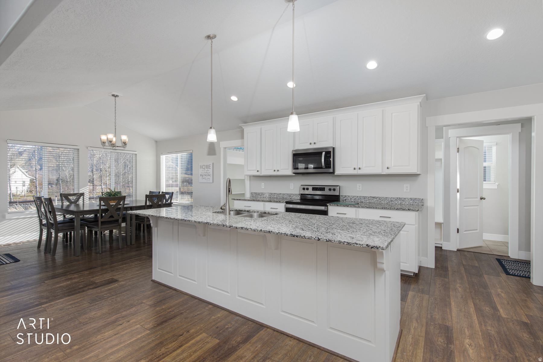 MAPLE MOUNTAIN - Residential